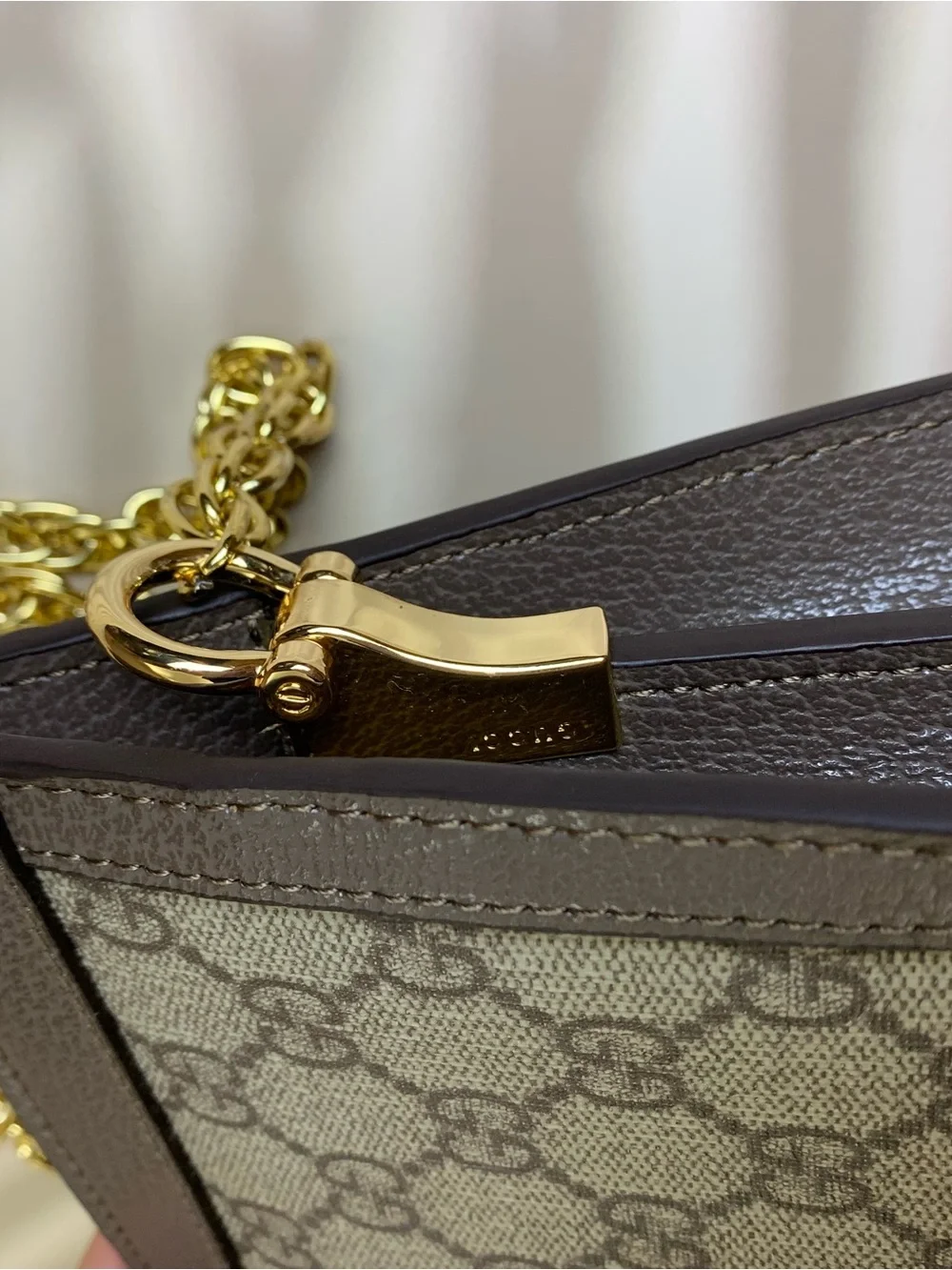 Gucci Luxury Monogram Crossbody Laptop Bag in Beige with Green and Red Stripe